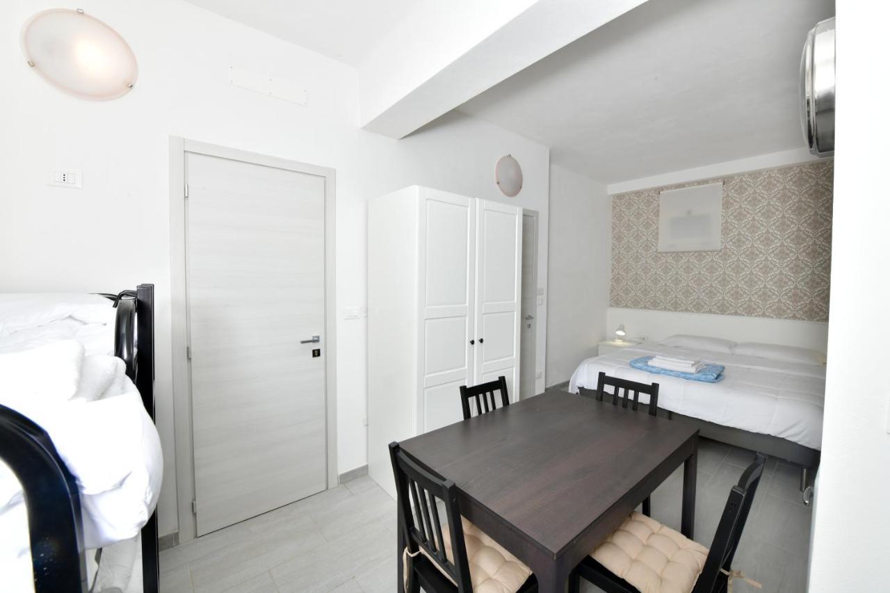 A San Lazzaro Rooms 산레자로디사베나 외부 사진