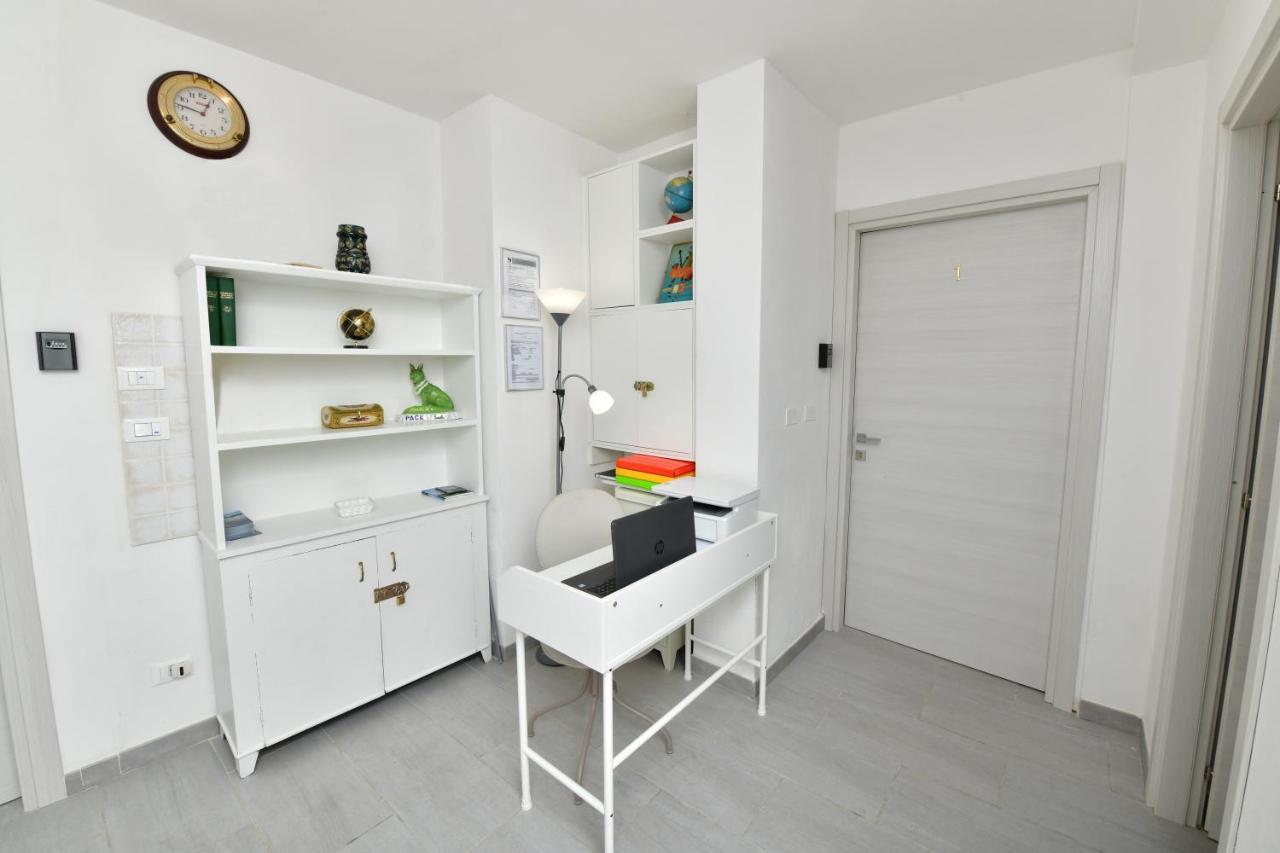 A San Lazzaro Rooms 산레자로디사베나 외부 사진